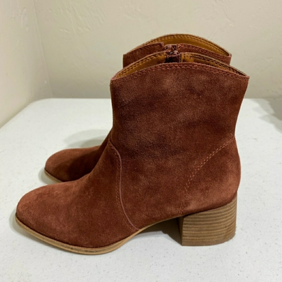 Lucky Brand Laidem Rust Suede Ankle Boot Womens Side Zip Sz 7 M EC - Picture 3 of 8